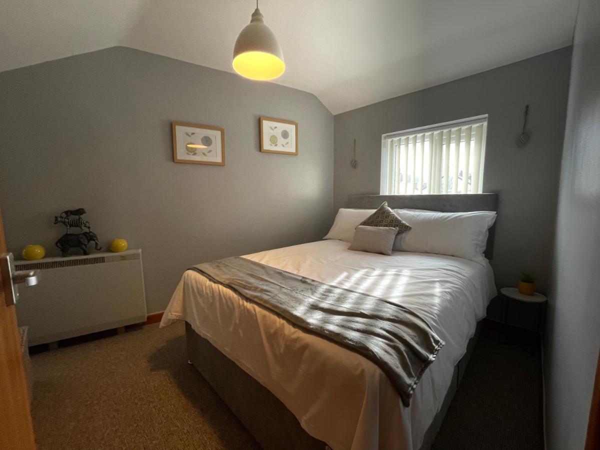 Westend Holiday Let 3 Брекон Екстер'єр фото