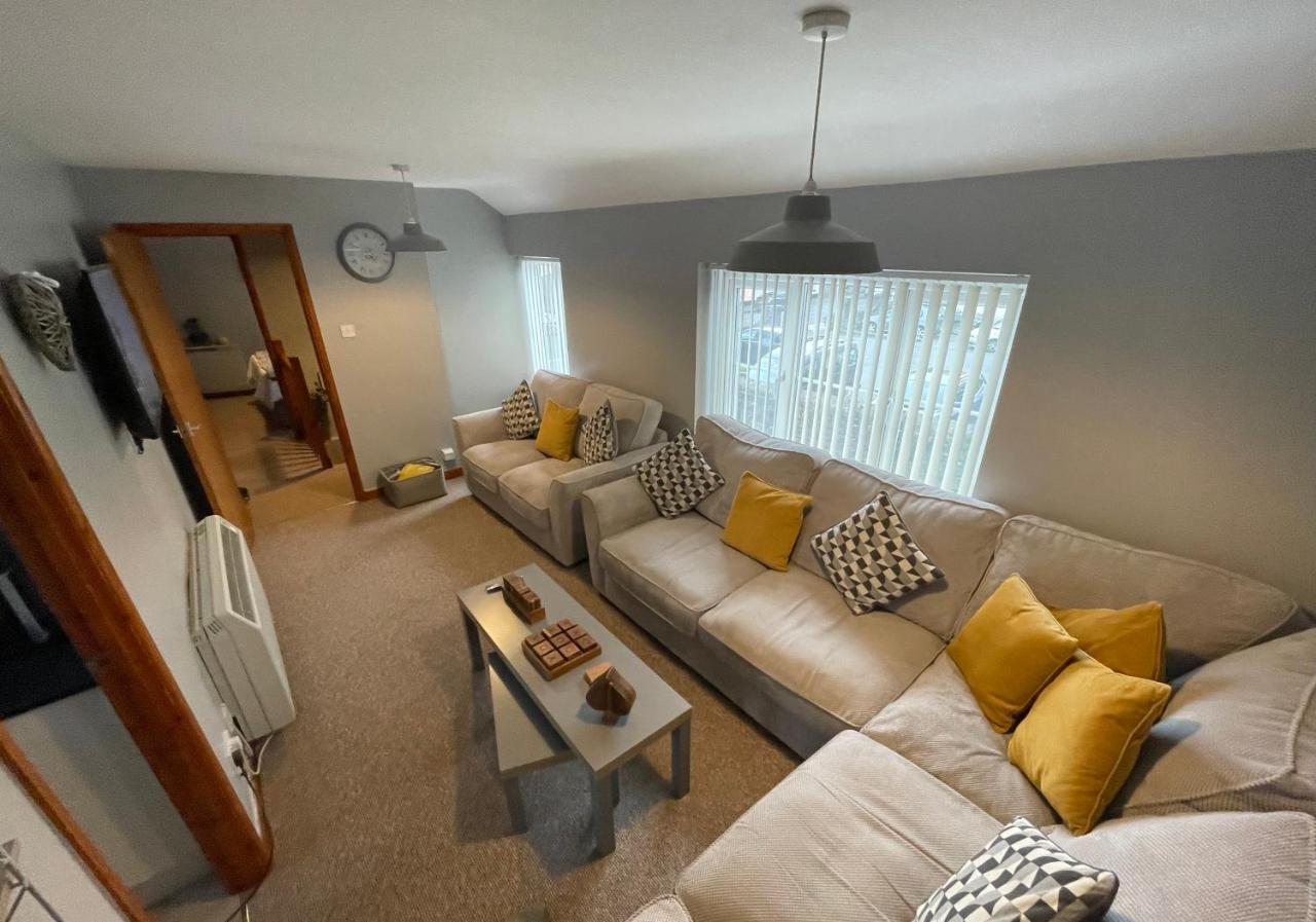 Westend Holiday Let 3 Брекон Екстер'єр фото